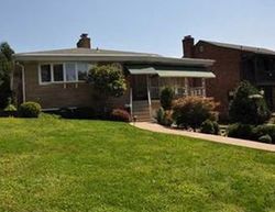 Pre-foreclosure Listing in COUNTRY CLUB DR PITTSBURGH, PA 15236