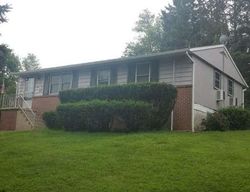 Pre-foreclosure Listing in SPRING VALLEY RD READING, PA 19604