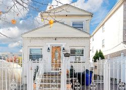 Pre-foreclosure in  ROBINSON AVE Bronx, NY 10465
