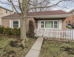  N Charlotte St, Lombard IL