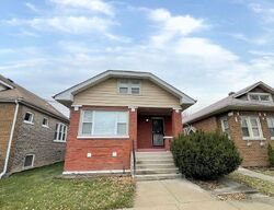 Pre-foreclosure in  S UNION AVE Chicago, IL 60620