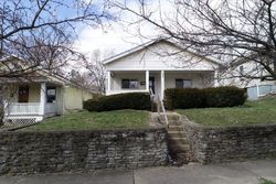 Pre-foreclosure Listing in S 5TH ST RICHMOND, IN 47374