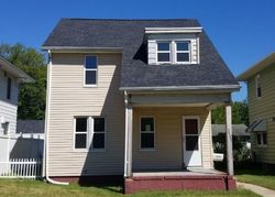 Pre-foreclosure in  MISHAWAKA AVE South Bend, IN 46615