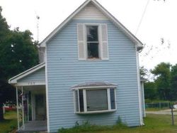 Pre-foreclosure Listing in N WEST ST WINCHESTER, IN 47394