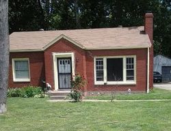 Pre-foreclosure in  POPLAR LEVEL RD Louisville, KY 40219