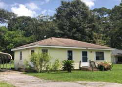 Pre-foreclosure Listing in GROOM RD BAKER, LA 70714