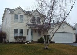 Pre-foreclosure Listing in GEORGETOWN DR CARY, IL 60013