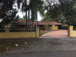 Pre-foreclosure in  SW 11TH TER Miami, FL 33144