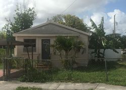 Pre-foreclosure in  NW 96TH ST Miami, FL 33147