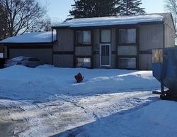 Pre-foreclosure Listing in FABER LN CHASKA, MN 55318