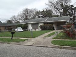 Pre-foreclosure in  CHESHIRE DR S Mobile, AL 36605