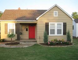 Pre-foreclosure in  N WESTMONT ST Oklahoma City, OK 73118