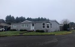 Pre-foreclosure in  FALCON CT NE Aurora, OR 97002