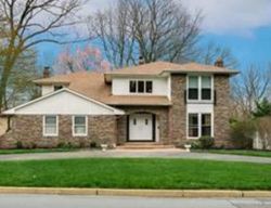 Pre-foreclosure in  BUTTONWOOD DR Cherry Hill, NJ 08003