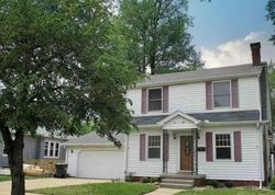  S 6th St, Pekin IL