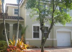 Pre-foreclosure in  SW 36TH CT Hollywood, FL 33027