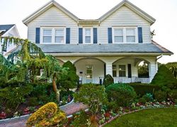 Pre-foreclosure in  MAMARONECK AVE White Plains, NY 10605