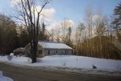 Pre-foreclosure Listing in BUTTERNUT LN HOLDERNESS, NH 03245