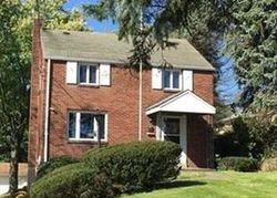 Pre-foreclosure Listing in FRANKSTOWN RD PITTSBURGH, PA 15235