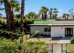 Pre-foreclosure in  N FARRELL DR Palm Springs, CA 92262