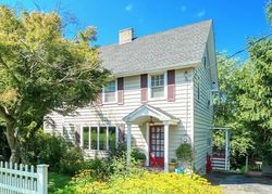 Pre-foreclosure in  SUMMIT ST Yorktown Heights, NY 10598