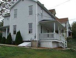 Pre-foreclosure Listing in OAKLAND AVE GREENSBURG, PA 15601