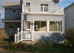 Pre-foreclosure Listing in ELLSWORTH AVE JEANNETTE, PA 15644