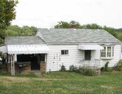 Pre-foreclosure Listing in SUNSET AVE IRWIN, PA 15642