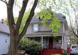 Pre-foreclosure Listing in EDGEWOOD AVE PLEASANTVILLE, NY 10570