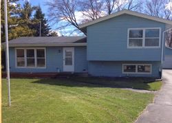 Pre-foreclosure Listing in W STATE RD NORTH PRAIRIE, WI 53153