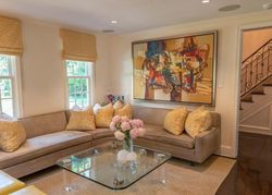 Pre-foreclosure in  LAKE AVE Greenwich, CT 06831