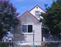 Pre-foreclosure in  BAYSIDE DR Dundalk, MD 21222