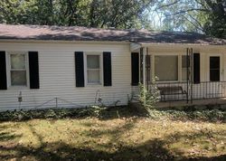 Pre-foreclosure Listing in DOMBEY RD PORTAGE, IN 46368