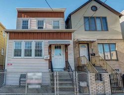 Pre-foreclosure Listing in AVENUE A BAYONNE, NJ 07002