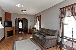 Pre-foreclosure in  8TH ST NW Cedar Rapids, IA 52405