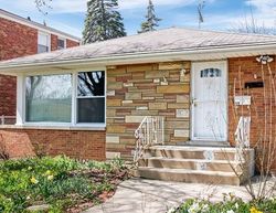 Pre-foreclosure Listing in HULL AVE WESTCHESTER, IL 60154