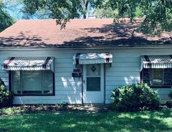 Pre-foreclosure in  LORENZ AVE Lansing, IL 60438