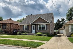 Pre-foreclosure Listing in ORCHARDVIEW RD INDEPENDENCE, OH 44131