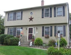 Pre-foreclosure Listing in PLEASANT VIEW DR DAYVILLE, CT 06241