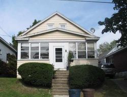  E 25th Ct, Des Moines IA