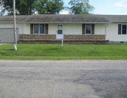 Pre-foreclosure Listing in W NORTH ST ENFIELD, IL 62835