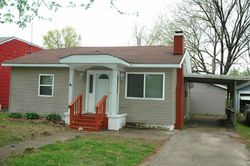 Pre-foreclosure Listing in CORNING AVE PARSONS, KS 67357