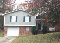 Pre-foreclosure in  EWELL LN Birmingham, AL 35210