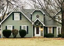 Pre-foreclosure Listing in W 114TH TER OVERLAND PARK, KS 66210
