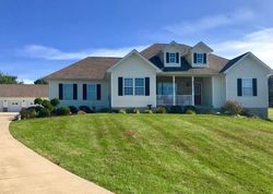 Pre-foreclosure Listing in STEEPLE POINT LN BEDFORD, IN 47421