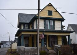Pre-foreclosure Listing in S MILLER ST SHELBYVILLE, IN 46176