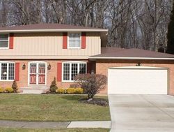 Pre-foreclosure in  DOGWOOD LN Cleveland, OH 44130
