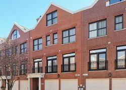 Pre-foreclosure Listing in ADMIRAL CT GLENVIEW, IL 60026