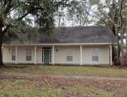 Pre-foreclosure Listing in FIREWOOD DR BATON ROUGE, LA 70816