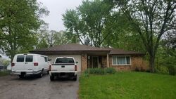 Pre-foreclosure in  GREENVALLEY DR Crown Point, IN 46307